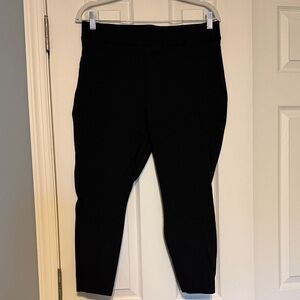 SPANX Black Cropped Leggings